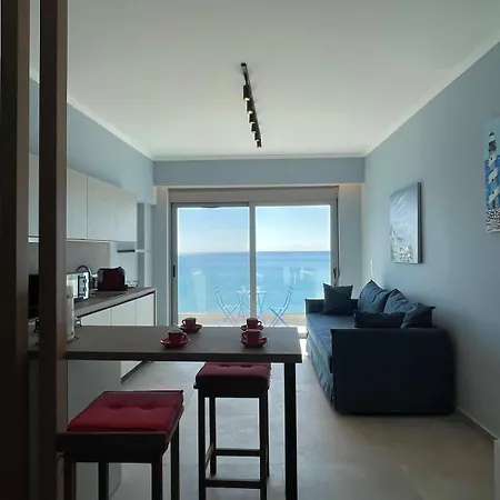 Escape Chic With Seafront Patio Χαράκι